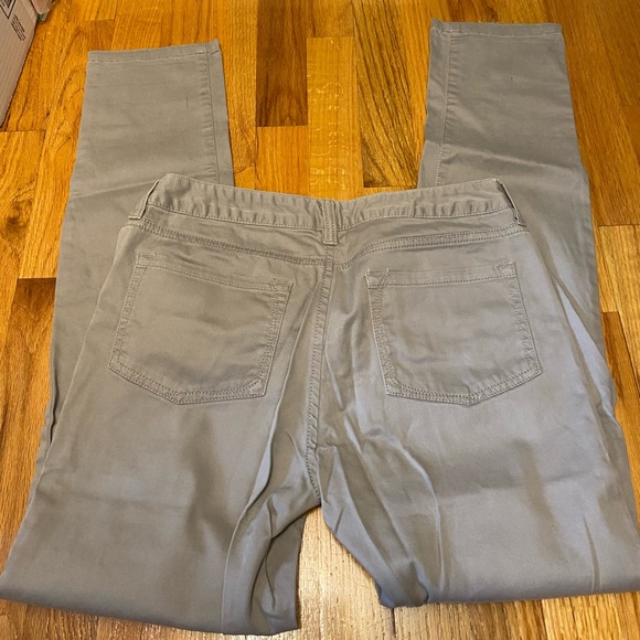 Banana Republic Skinny Chino pant size 2P - Picture 3 of 4